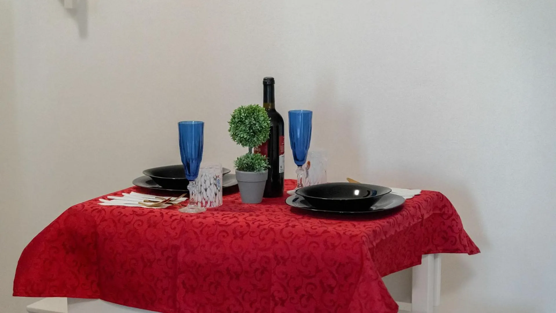 Alexa'S Apartment - Elegance E Comfort For Benátky
